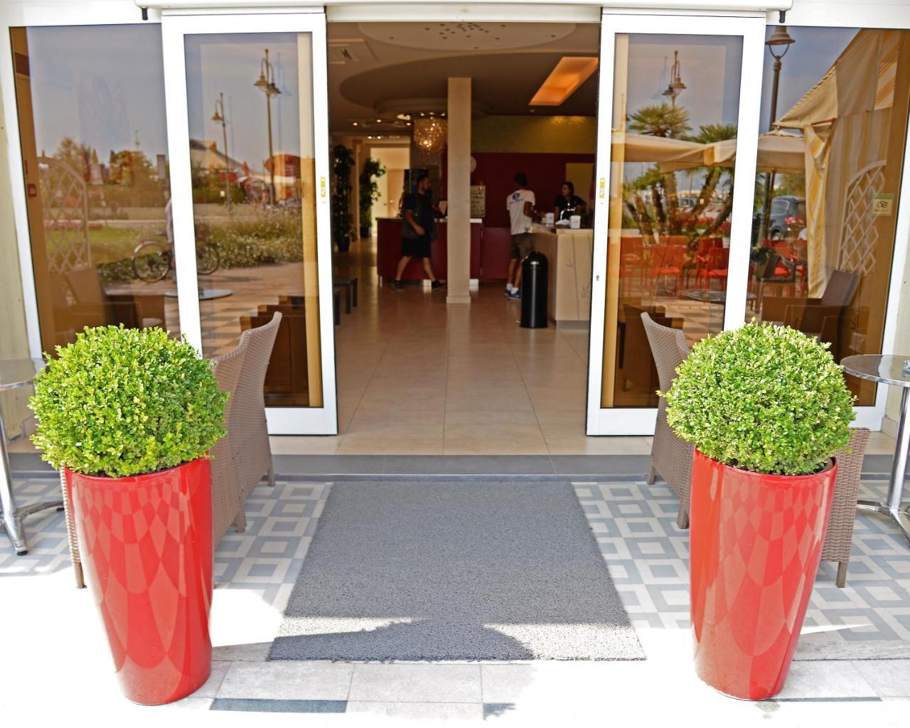 Hotel Cosmopol Cesenatico Luaran gambar